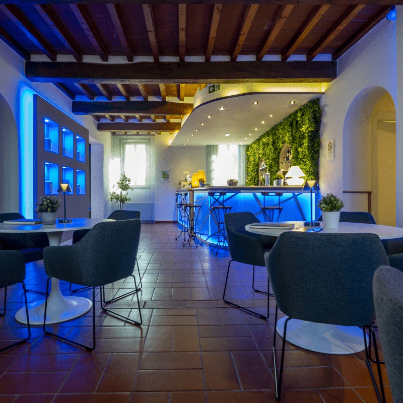 Voglia di un drink o di uno spuntino? Il nostro bar aperto 24 ore su 24!